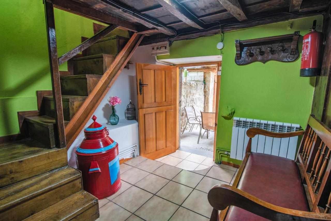 Orelleiru Casa Rural La Carrozal Senda Del Oso מראה חיצוני תמונה