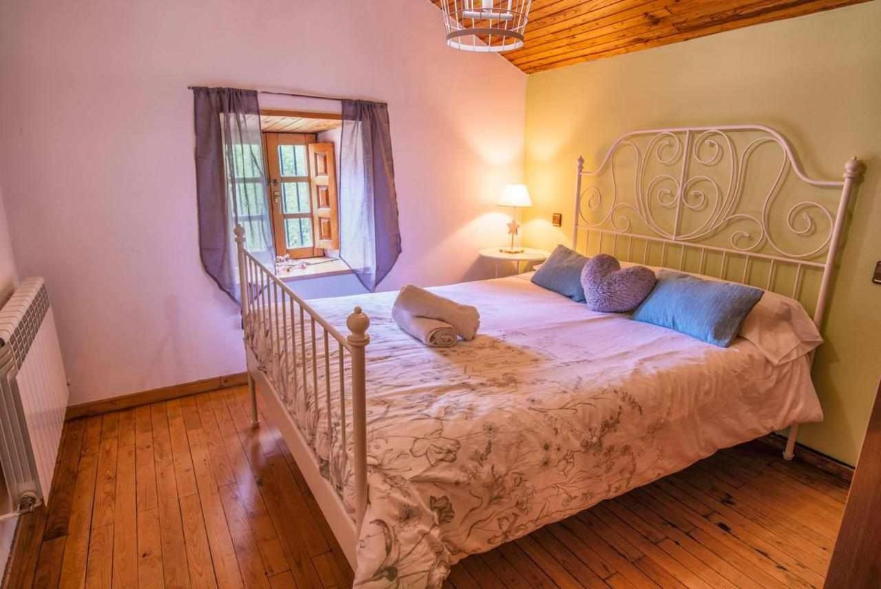 Orelleiru Casa Rural La Carrozal Senda Del Oso מראה חיצוני תמונה
